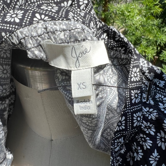 Joie dress, size X small, color black with white flower pattern - Picture 11 of 12